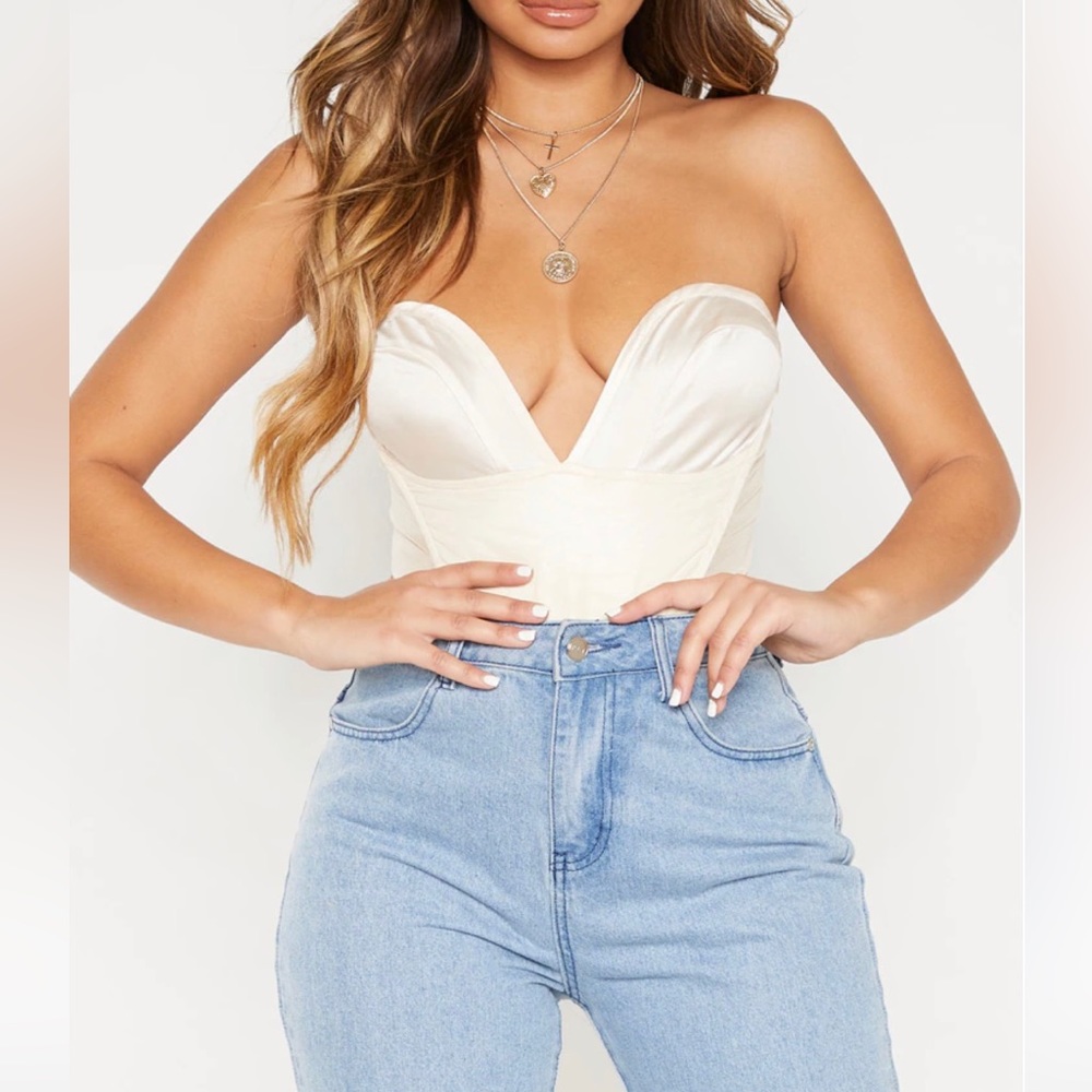 Champagne Mesh Satin Contrast Cup Detail Bandeau
Bodysuit